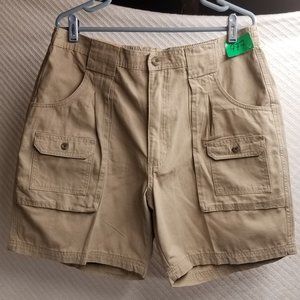 977 - Red Head 38W Cargo/Hiking Shorts